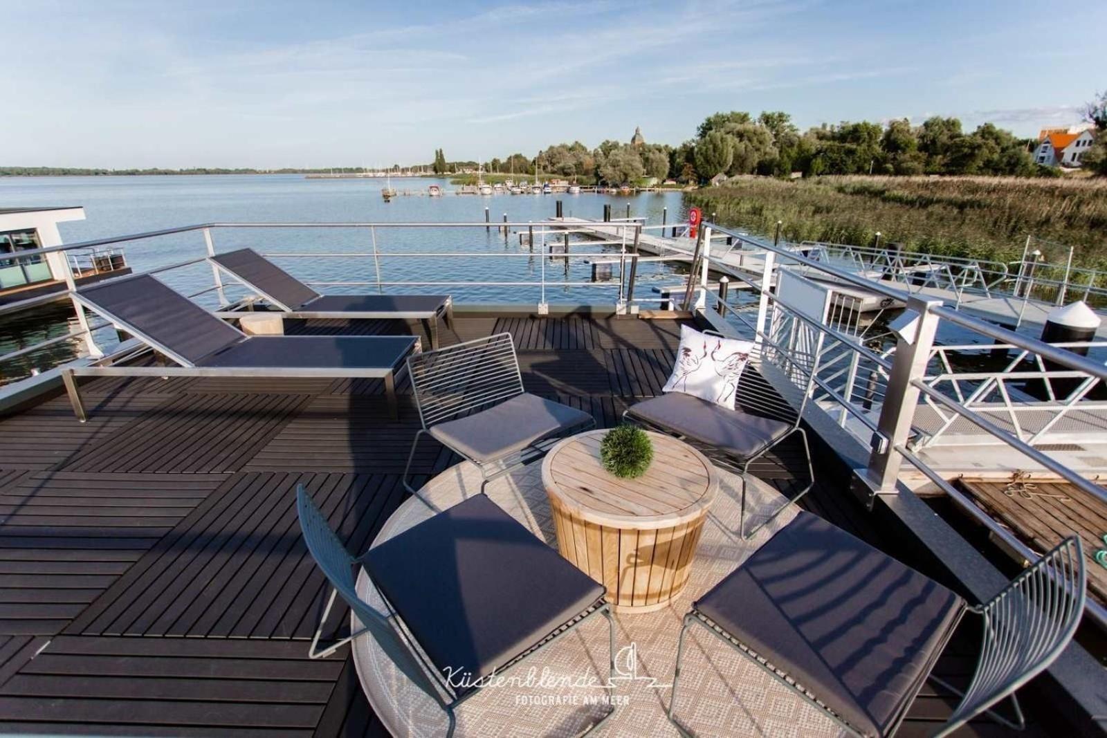 Hausboot Kranichnest Hotel Ribnitz-Damgarten Exterior foto